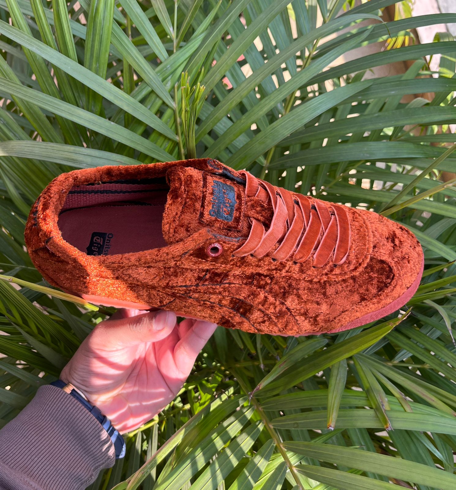 ONITSUKA TIGER